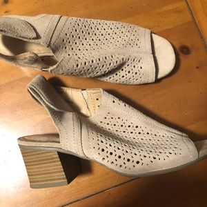 Beige size 8-1/2 Sandals, 3” Heel, Velcro closure.